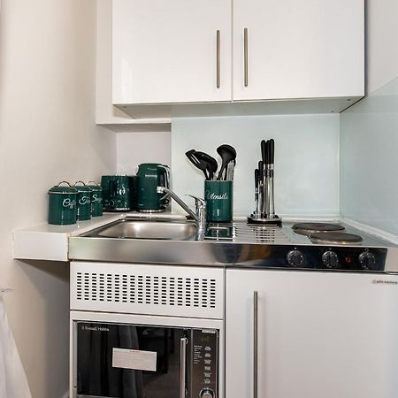 Small And Trendy Studio 3B Londra Exterior foto